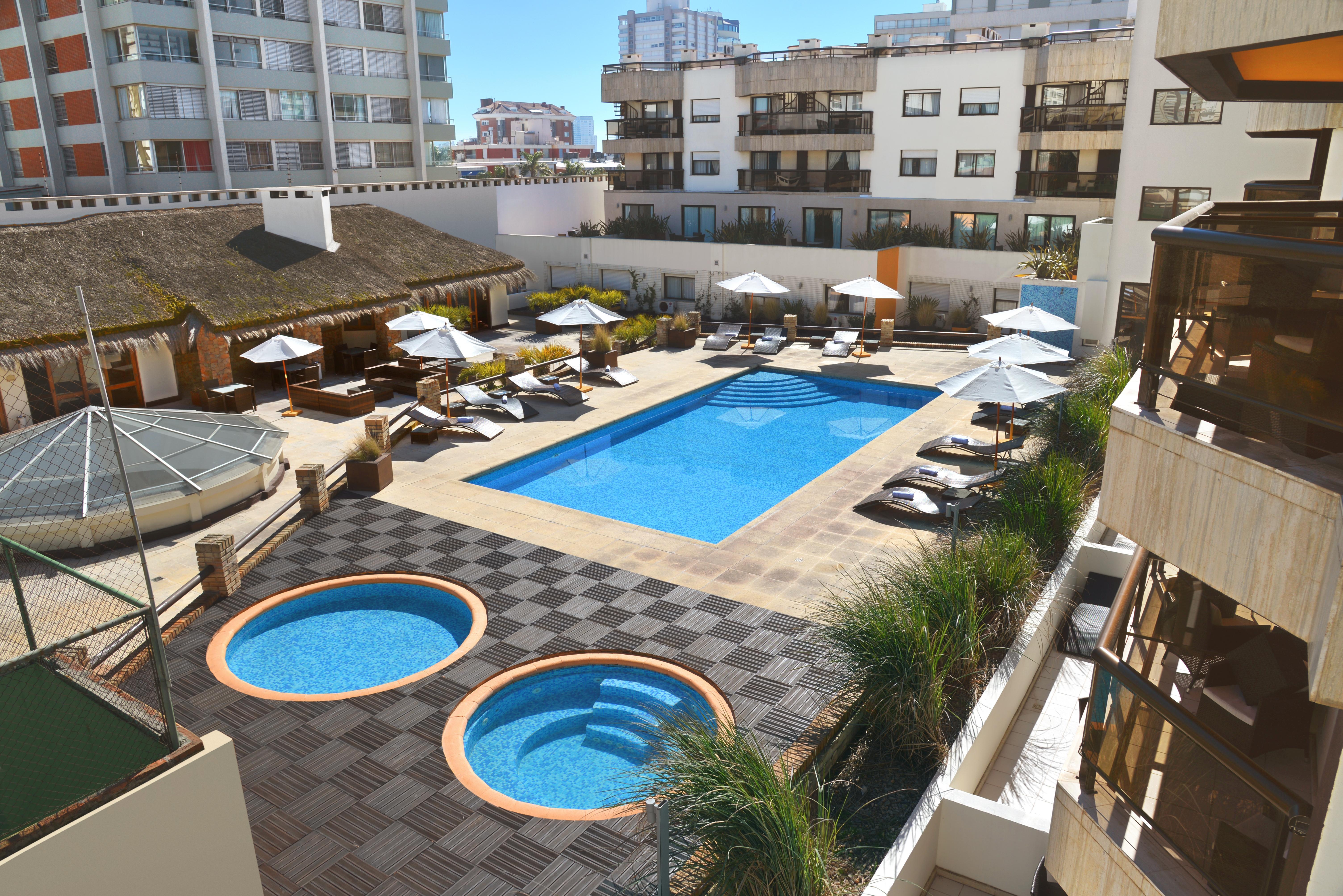 Golden Beach Resort & Spa بونتا دل استي المظهر الخارجي الصورة